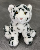 Ultra-soft 13" snow leopard cub plush, fixed 2 lb. Full-body casing with paw pellets and plush fill for gentle, calming pressure—ideal for kids and seniors.
